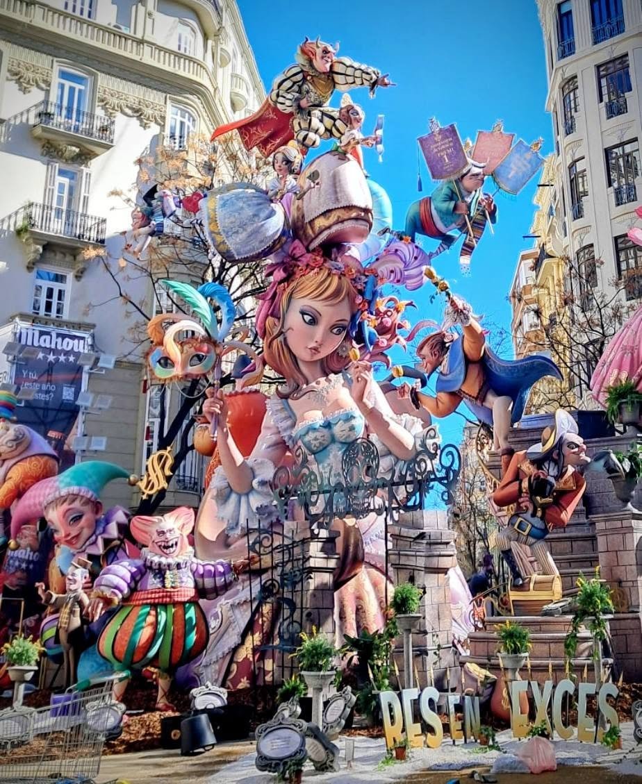 Les fêtes traditionnelles à Valence mois par mois : Le calendrier des événements à ne pas manquer