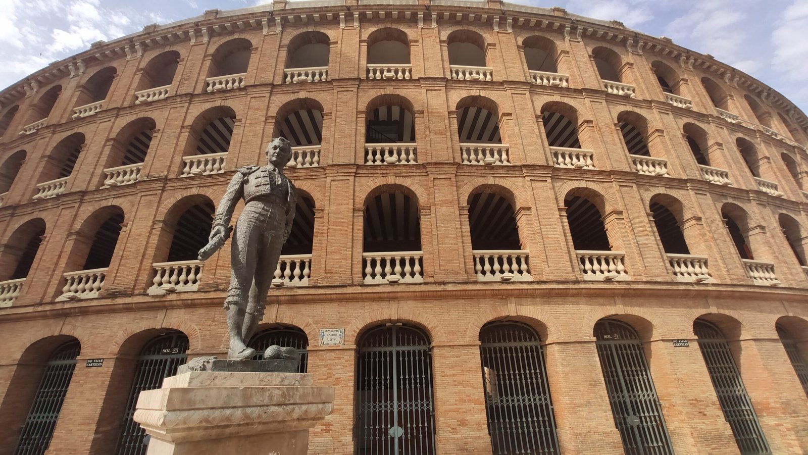 Visiter la Plaza de Toros de Valence : Architecture et musée taurin